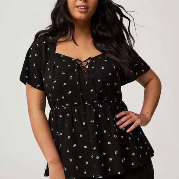 torrid Tops - Torrid Baby Doll Lace-Up Top (Size 0X, Large) NWT